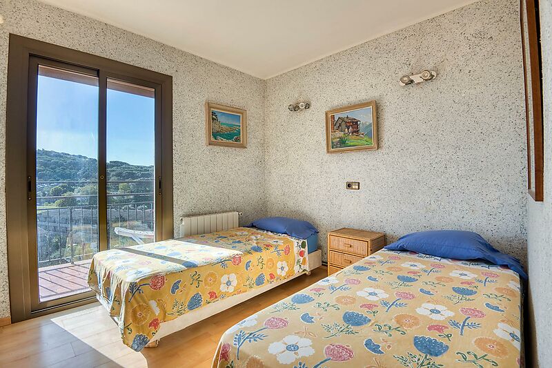 Preciós habitatge amb terrassa i vistes . Platja d Aro