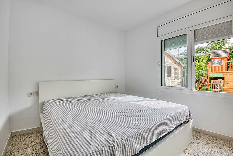 Maison individuelle avec terrasse et garage.- La Canyera, Llagostera