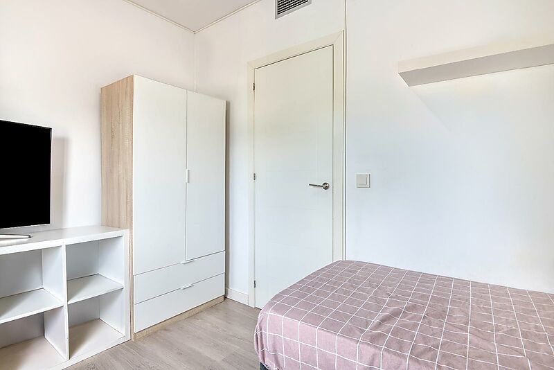 Maison individuelle avec terrasse et garage.- La Canyera, Llagostera