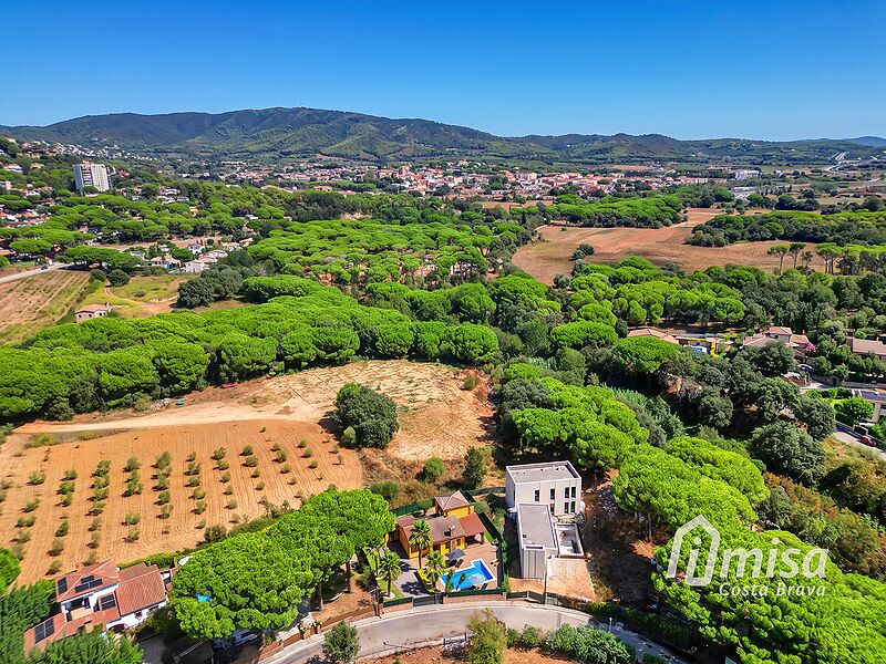 Encisadora casa independent completament reformada amb piscina i jardí a Vescomtat de Cabanyes, Calonge