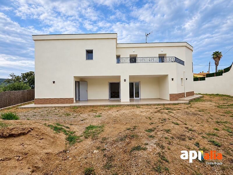 Casa unifamiliar de recent construcció a Mas Pere Calonge