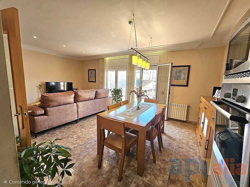DUPLEX AMB TERRASSA A SANT FELIU DE GUÍXOLS