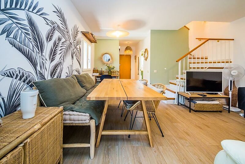 Charming townhouse in the heart of Platja d Aro, just 2 minutes from the beach