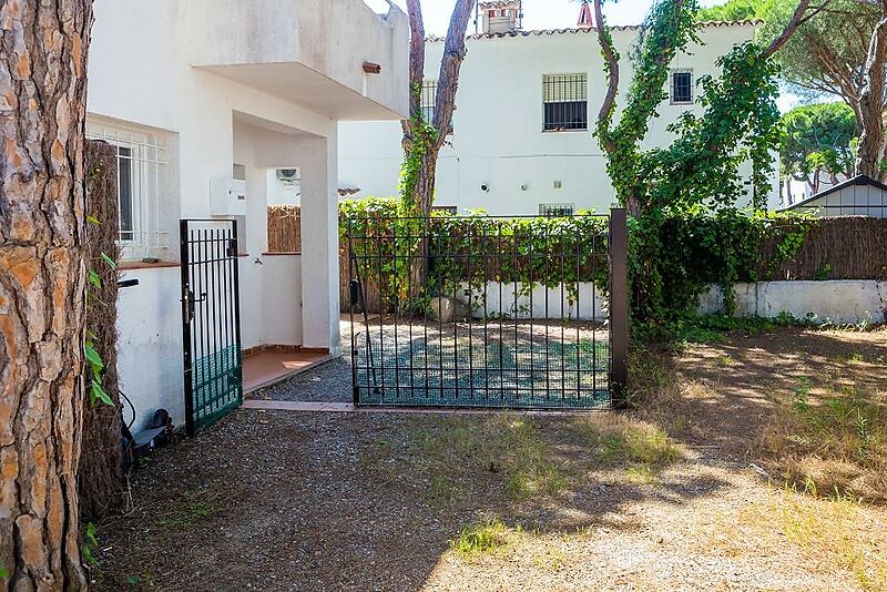 Charming townhouse in the heart of Platja d Aro, just 2 minutes from the beach