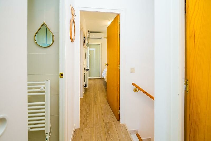 Charming townhouse in the heart of Platja d Aro, just 2 minutes from the beach