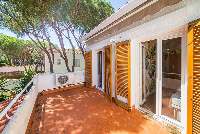 Charming townhouse in the heart of Platja d Aro, just 2 minutes from the beach