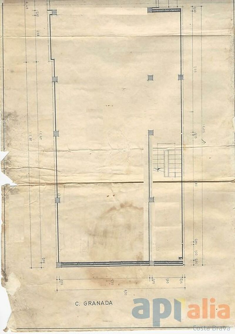 PARCEL-LA EDIFICABLE I GRAN MAGATZEN A LA ZONA DE L'AVINGUDA CATALUNYA