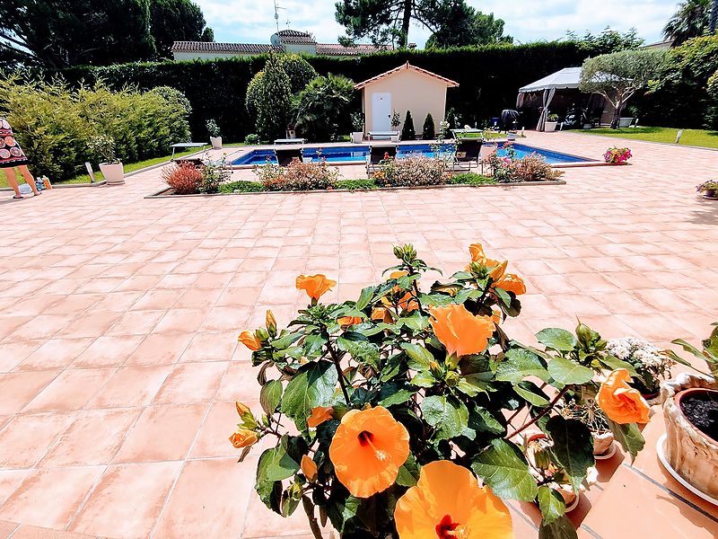Nice house in Puig ses Forques with 5 bedrooms
